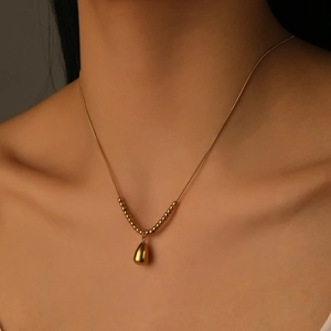 Collier Pendentif Goutte D'eau Avec Perles Rondes Chaîne Serpent Acier Inoxydable Plqué Or 18K Bijoux Minimalistes Pour Femmes