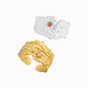 Irregular textured S925 silver rings with inlaid crystals in gold and silver finish