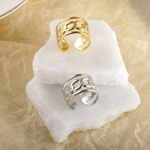 Minimalist 18k gold and silver plated stainless steel interlocking chain rings set