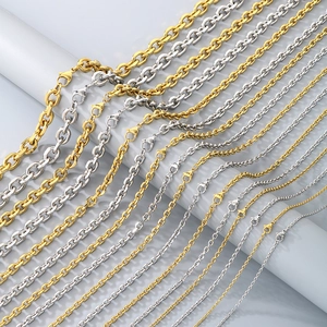 Set di catene minimaliste in acciaio inossidabile oro e argento con moschettone