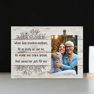 Handcrafted wooden photo frame plaque with mother's day quote and metal clip for pictures