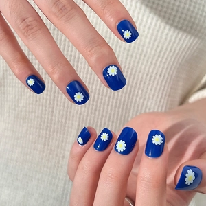 Press On Nails Short Round Royal Blue Daisy Flower Pattern Glossy Fake Nail Tips Removable For Women