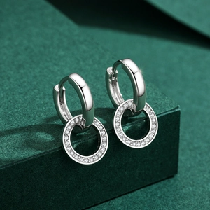 S925 sterling silver interlocking double circle hoop earrings with sparkling cubic zirconia