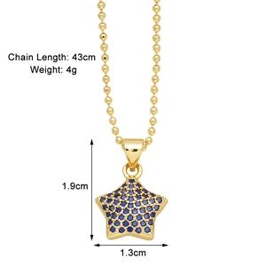 Dettaglio della collana a sfere dorata con pendente a stella blu e dimensioni