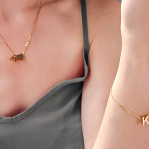 Personalized 3D heart and initial pendant necklace in gold finish for stylish women