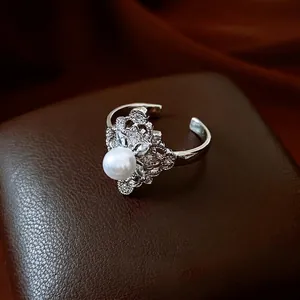 French Vintage Flower Artificial Pearl Ring Zircon Inlaid Adjustable Open Design Copper Silver Plated Jewelry For Women Elegant