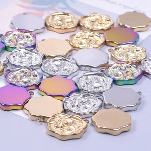 304 stainless steel wave-edged petal pendants with bee relief in gold, silver and rainbow