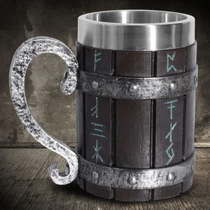 Detail of Viking beer mug with resin wood texture and stainless steel inner liner