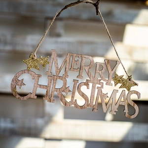 Merry Christmas wooden sign with gold glitter star and hemp rope for holiday tree decor