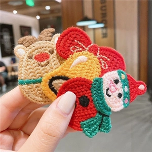 Barrettes de Noël faites à la main avec motifs Père Noël, renne et cloche en tricot