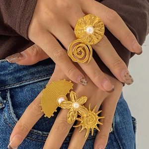 Stainless Steel Statement Rings For Women 18K Gold Plated Flower Sun Spiral Bohemian Adjustable Jewelry With Artificial Pearl