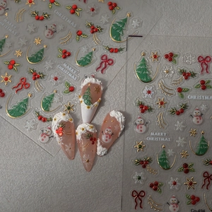 Stickers ongles Noël 3D en relief avec bonshommes de neige et flocons dorés