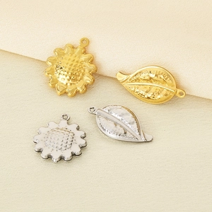 304 stainless steel hollow sunflower and leaf charms in gold and silver finish