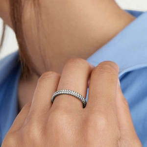Minimalist S925 sterling silver double-row beaded ring on a female finger