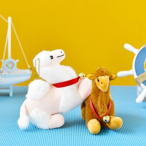 Simpatici portachiavi a cammello in peluche con campanellini dorati in stile tema deserto