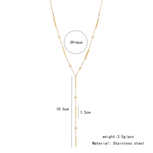 Detail view of golden stainless steel Y-shaped necklace with dimensions and weight specs