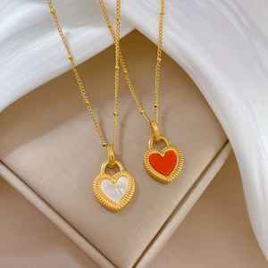 Titanium steel gold heart necklace set with white shell and red agate pendants