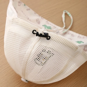 Cappello da sole traspirante per bambini in mesh con dinosauro verde e cordoncino regolabile