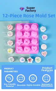 Vue détaillée du moule en silicone rose à 12 cavités pour roses, cœurs et étoiles