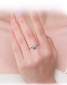 Close-up of S925 sterling silver six-prong round brilliant solitaire engagement ring