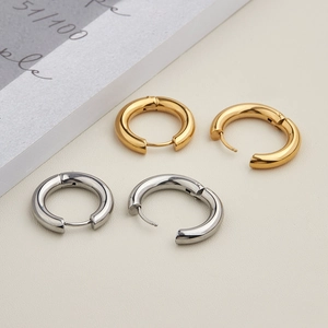 Orecchini a cerchio 4mm in acciaio inossidabile placcato oro 18k e argento lucido mix