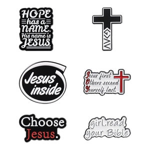 Lot de six épingles en émail chrétiennes avec croix et citations Jesus Inside