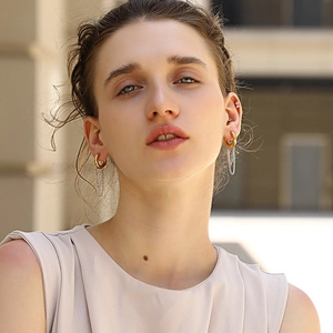 Elegant 18K gold plated stainless steel hoop earrings with hanging silver chain tassels