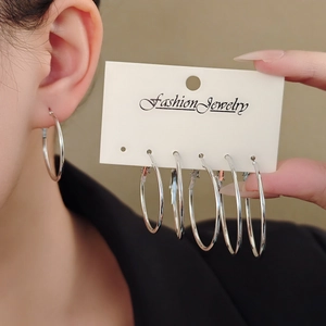 Iron Metal Hoop Earrings Minimalist Geometric Round Circles Fashion Jewelry Accessories For Women Shiny Elegant Style