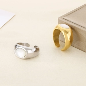 Anello aperto in acciaio inossidabile con pietra occhio di gatto ovale in oro e argento