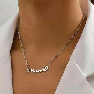 Collana Mama lucida in acciaio inossidabile argento con cuore su catena a O sottile