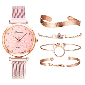 Set 5 pezzi orologio al quarzo oro rosa con quadrante a fiori e quattro bracciali
