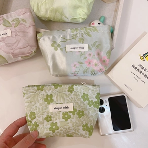 Floral mini canvas zipper pouch with simple wish label for cosmetics and small items
