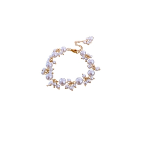 French style irregular pearl bracelet with gold metal chain and adjustable lobster clasp