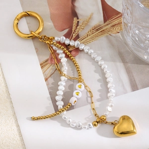 Porte-Clés Pendentif Cœur Acier Inoxydable Plaqué Or Künstliche Perles D'Imitation Multicouche Bijou De Sac Mode Pour Femmes