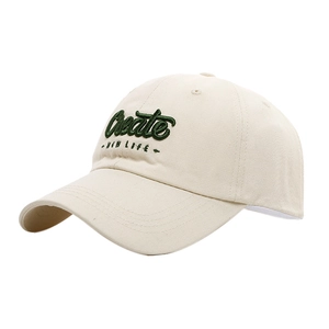 Casquette classique en coton crème avec broderie verte Create NEW LIFE à l'avant
