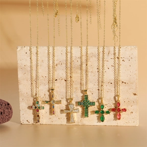 Vintage Cross Pendant Necklace Copper With Colorful Zircon Inlay Retro Style Clavicle O-Chain Jewelry For Women