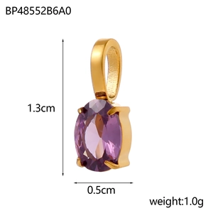 Goldener Oval-Anhänger mit violettem Zirkonia Geburtsstein und Maßen von 1,3 cm Höhe