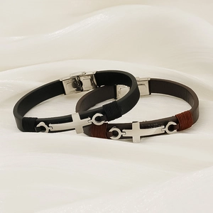 Bracelet hip-hop en cuir et acier inoxydable avec croix en noir et marron pour hommes