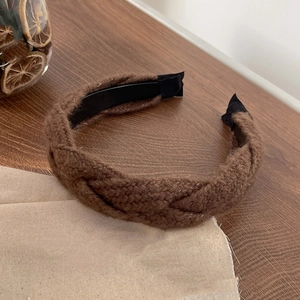 Brown braided knit headband in vintage retro style with chunky hair accessory design