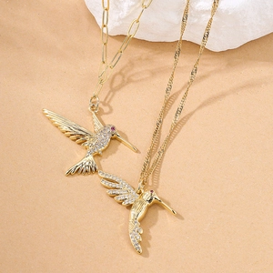 Hummingbird Pendant Necklace 18K Gold Plated Copper Micro-set Cubic Zirconia Dainty Ins Style Jewelry For Women
