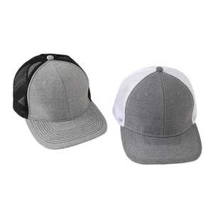 Casquettes trucker grises classiques avec filet respirant et fermeture réglable