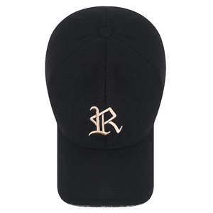 Herren Winter-Baseballkappe mit Fleece-Futter und goldener R-Stickerei auf schwarzem Stoff