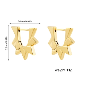 Detailed view of 18K gold maple leaf hoop earrings with size measurements and weight info