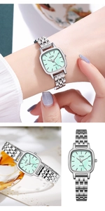 Détail du cadran carré vert menthe avec bracelet en acier argenté de montre GEDI