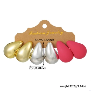 Detail view of colorful acrylic C-shaped earrings with size and weight dimensions shown