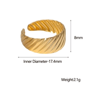 Detail view of 8mm wide 18k gold plated croissant ring with ribbed texture measurements