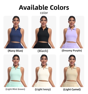 Collage de crop tops de sport sans manches et jupes plissées en six couleurs variées