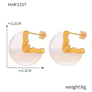 Detailed size view of white resin and gold C-shaped earrings with measurements