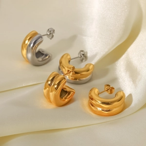 Klobige C-förmige Creolen aus 18K vergoldetem Edelstahl in Gold und Silber Bi-Color