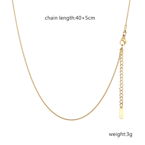Détail de la chaîne Figaro plaquée or 18K avec poinçon S.STEEL, longueur 40+5cm, poids 3g
